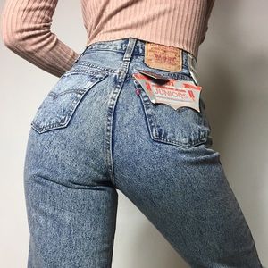 VTG Levi's 501 high waisted jeans deadstock